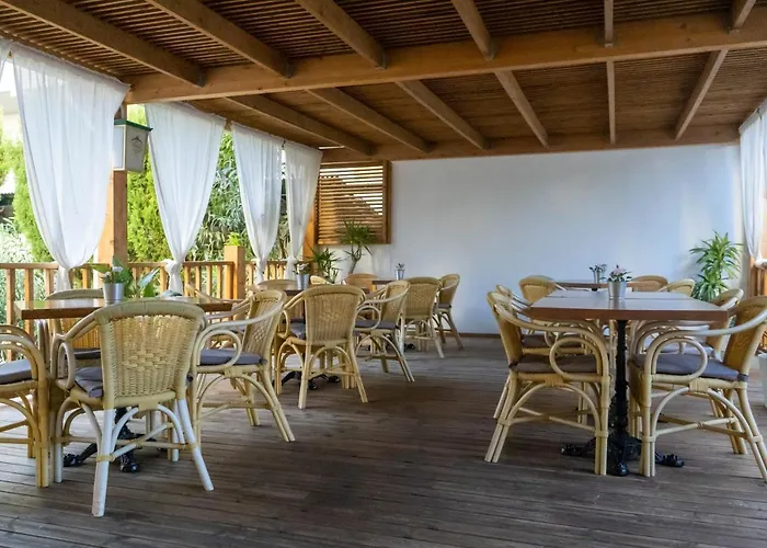 Coral House & Food (adults Only) Отель Плайя де Пальма