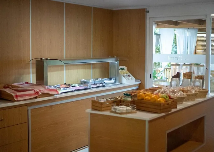 Coral House & Food (adults Only) 2*