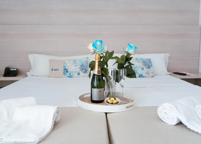 Coral House & Food (adults Only) Отель 2*