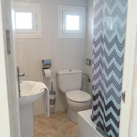 Hotel Coral House & Food (adults Only) 2*