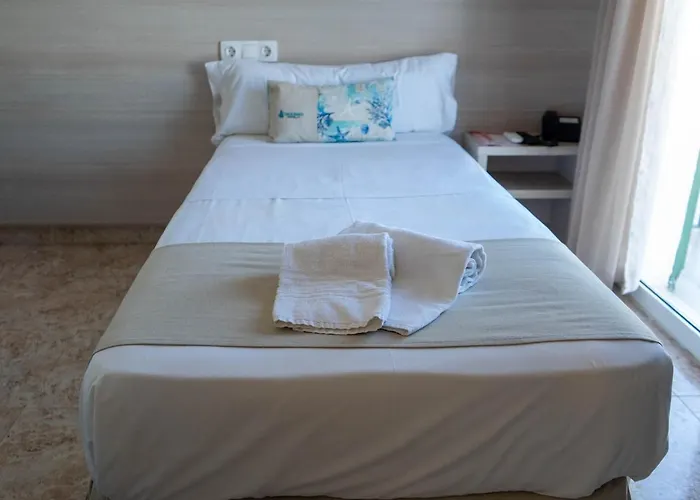 Coral House & Food (adults Only)