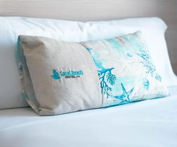 Coral House & Food (adults Only) 2*