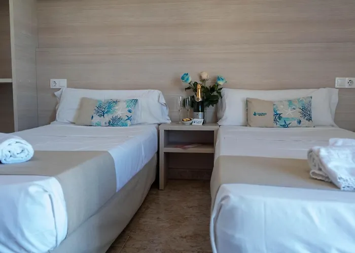 Coral House & Food (adults Only) 2*